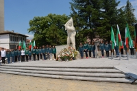 Ротари клуб Търговище измиха до блясък паметника на Никола Симов-Куруто